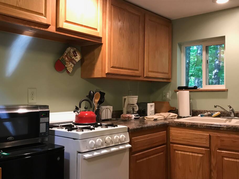 Complete kitchen