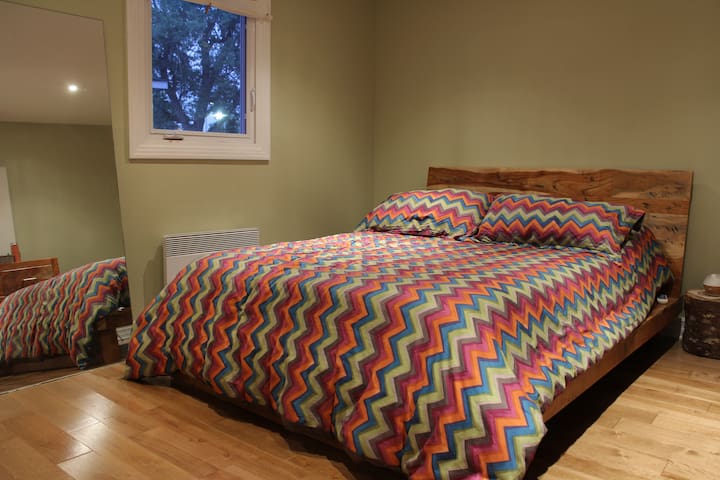 Spacious Home | Free Parking | Lake, Airport, DT