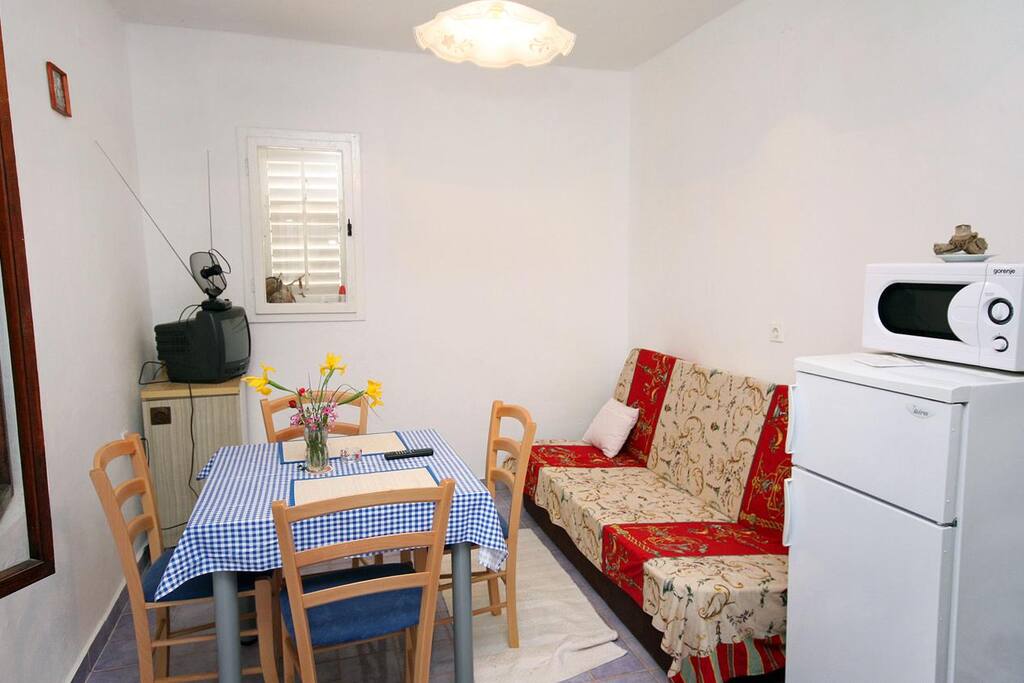 Dining room, Surface: 9 m²