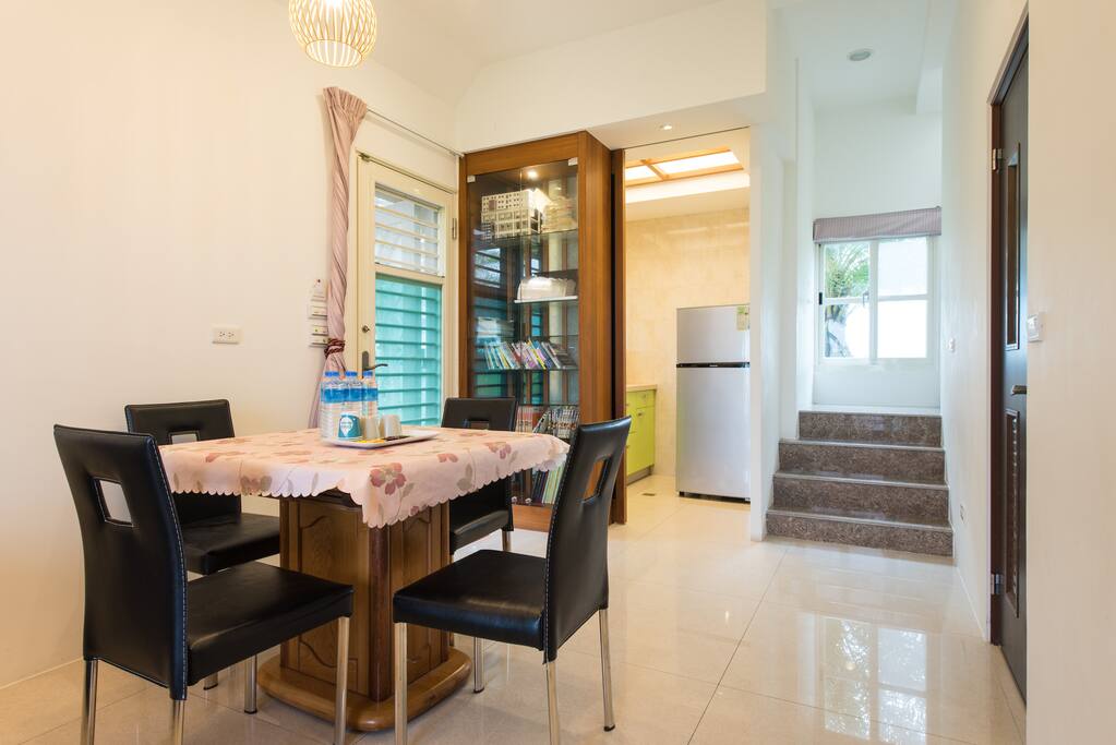Building B-first floor,private living room