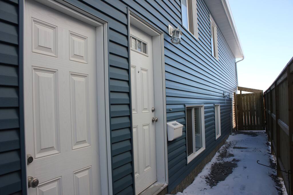 separate entry to the basement suite