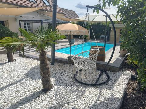 Compiègne pool house (40 minutes train Paris)