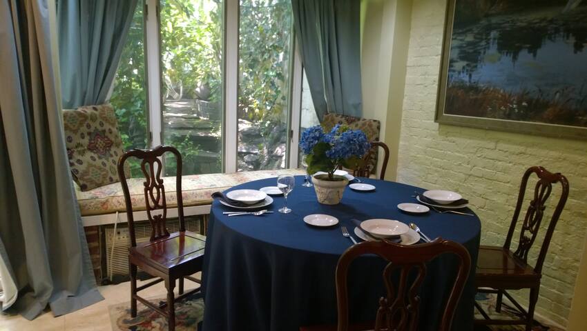 Private Garden, Near B’way, Empire State, Subway gallery image 5