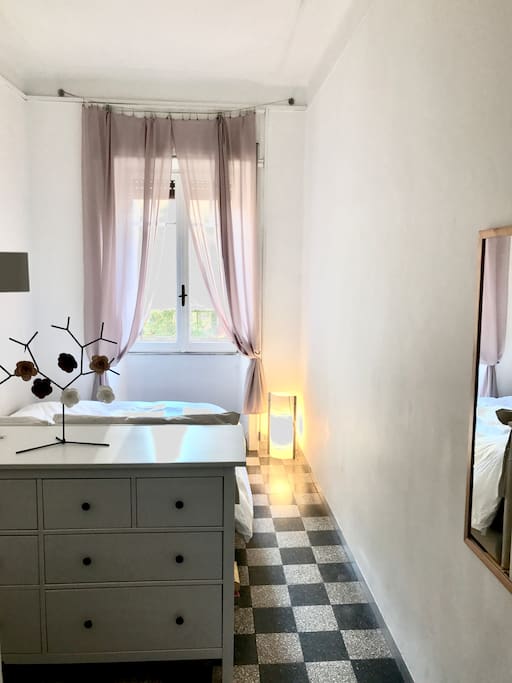 Bedroom whit double bed