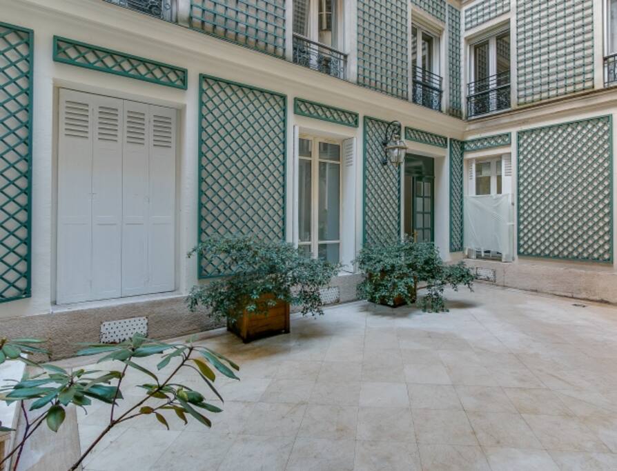 Inside Cour