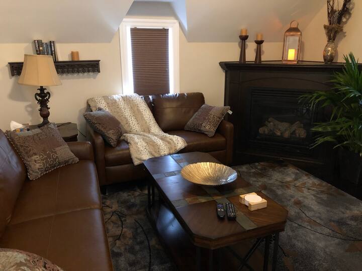 Stratford Holiday Lets Unit 2 Apartments for Rent in Stratford