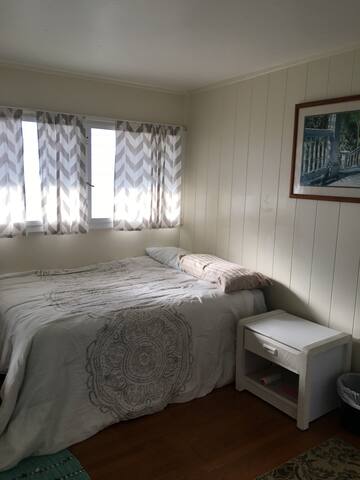 Private rm/bathroom/Ocean view house/Peaceful