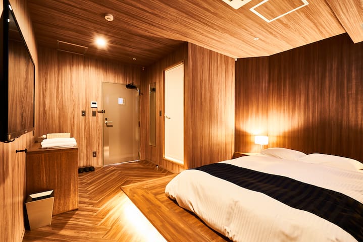 Double Room with Bathroom in Central of Osaka