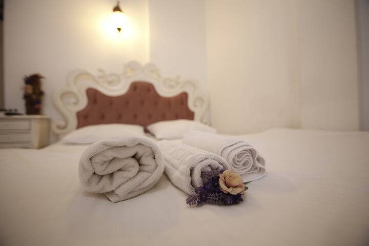 1 + 0 STUDIO 1 TWIN BED BOUTİQUE HOTEL CONCEPT