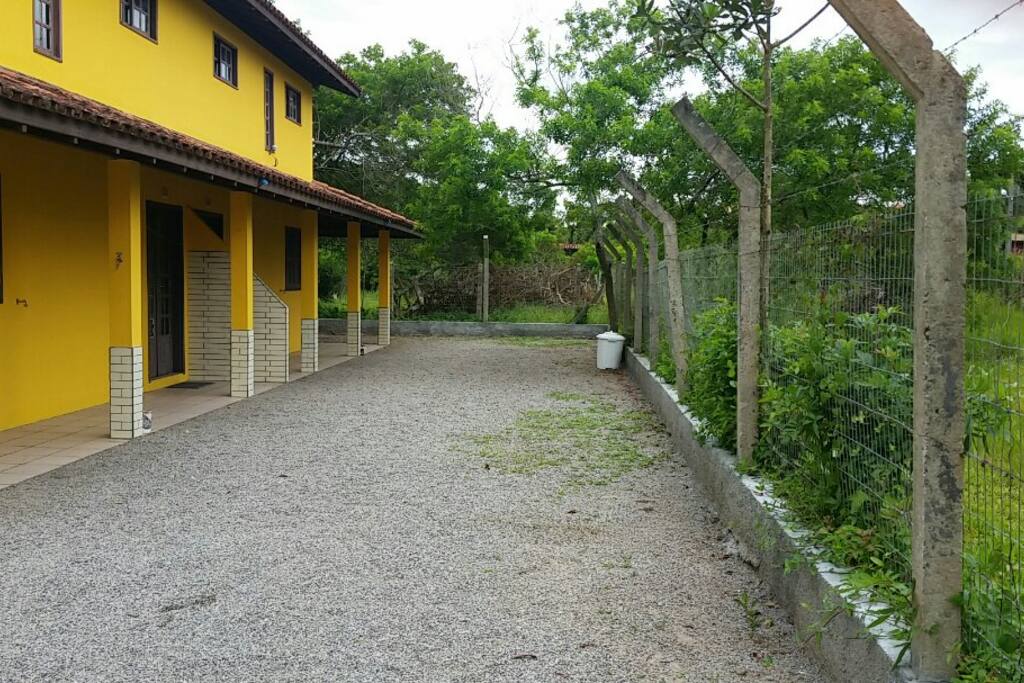 Pátio grande