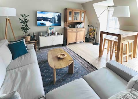 Popular Airbnb listing: 70m2 in the HEART of Lille + PRIVATE PARKING ⭐️⭐️⭐️⭐️ in Lille