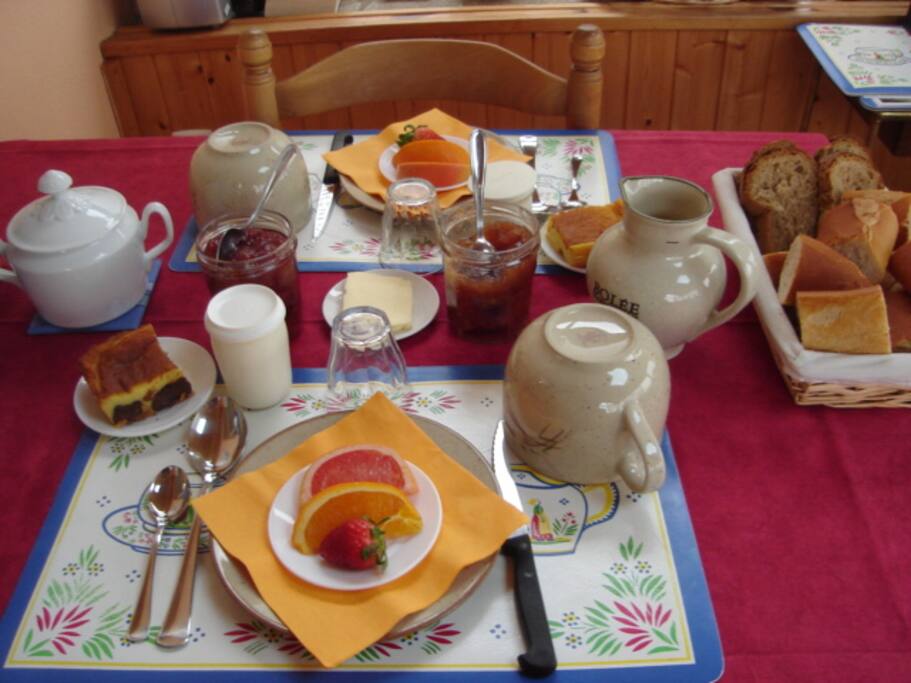 Un petit déjeuner gourmand.