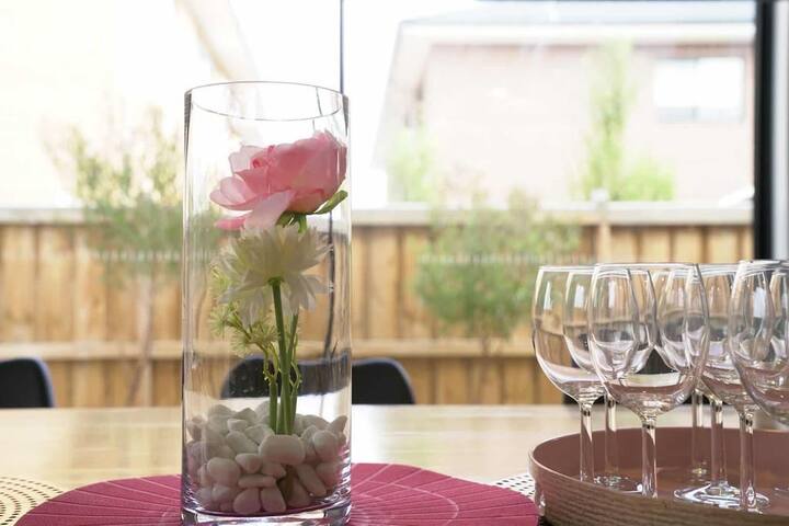 Massive 9 BRMs house for big group in Melbourne gallery image 4