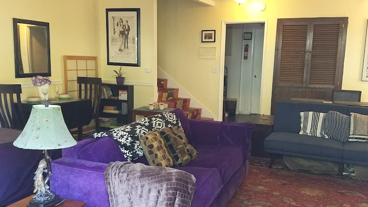 Tranquil Canyon Retreat-apartment+patio+breakfast - 洛杉磯, CA
