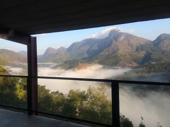Casa Em Araras Com Vista Deslumbrante - Petrópolis