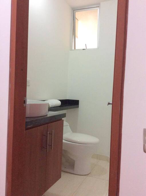 Baño visitantes