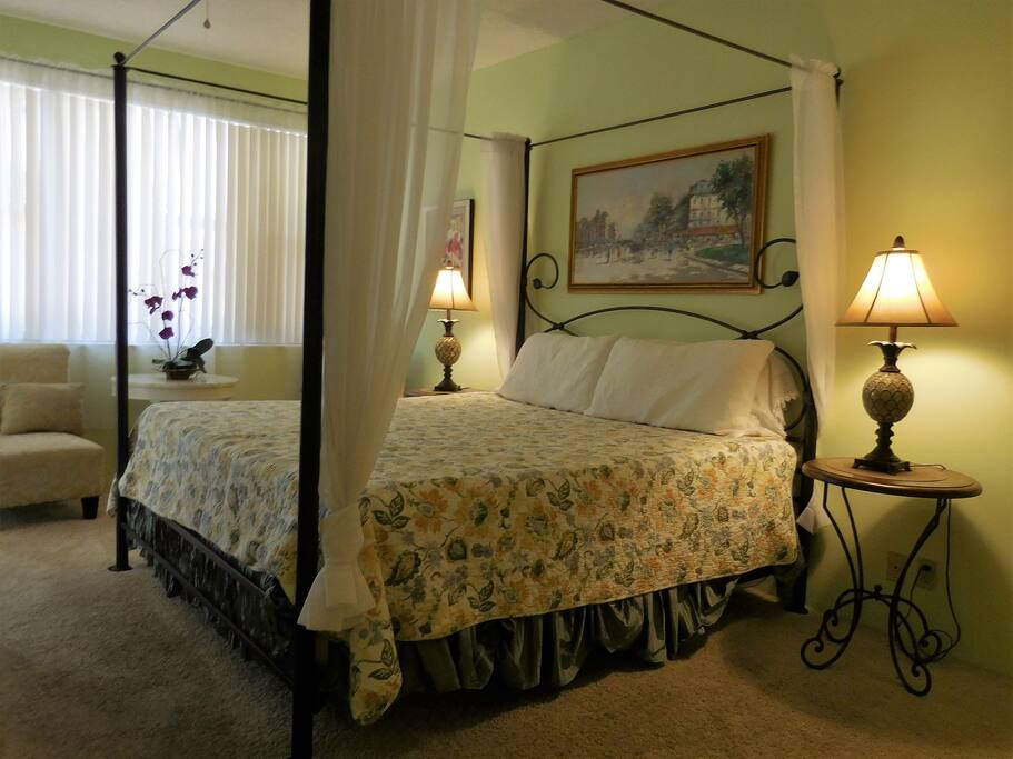 Master bedroom with King