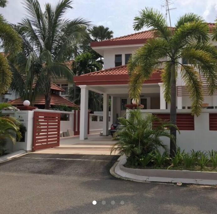 Entrance, with 2 parking spots