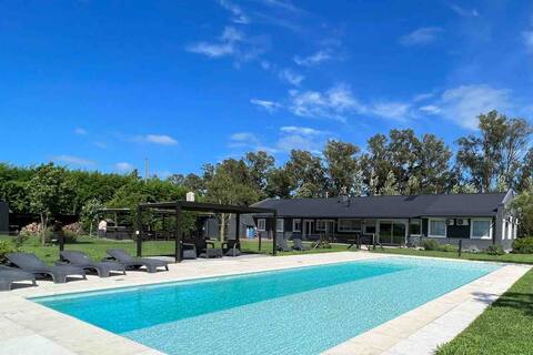 El Establo Casa de Campo
