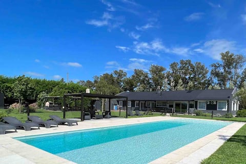 El Establo Casa de Campo