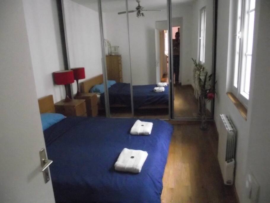 Queen size master bedroom.