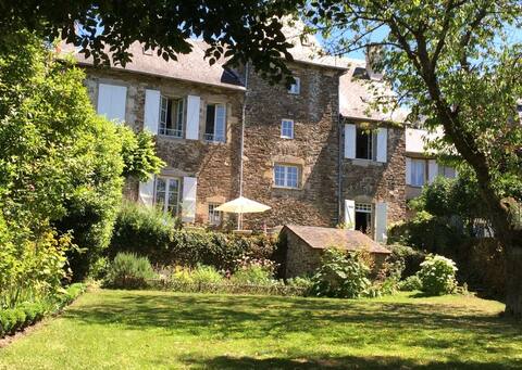" Le Manoir à l 'Echauguette "