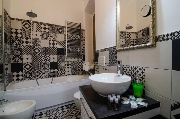 La casa di Livia al Pantheon gallery image 4