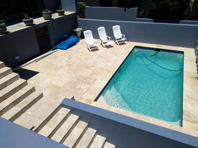 Camps Bay Beach Delight gallery image 5