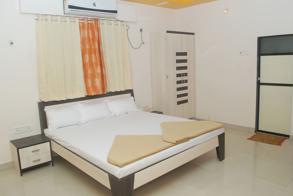 This kind of room we offer.Very homely environment.