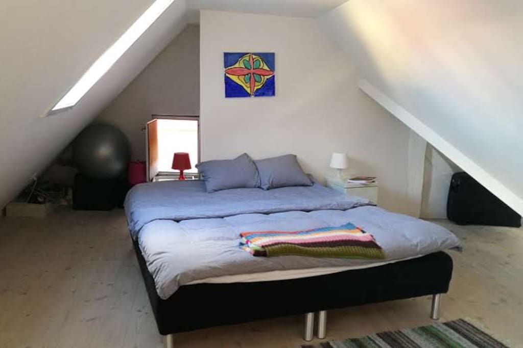 Upstairs bedroom - open plan