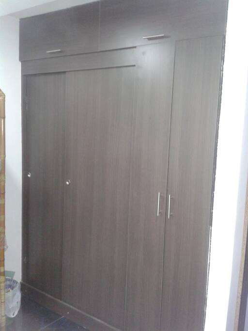 Closet Grande, para tu comodidad.