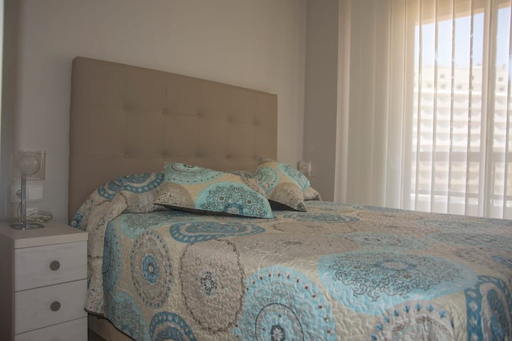 Dhoma e gjumit nr. 2. 
Krevat dopio