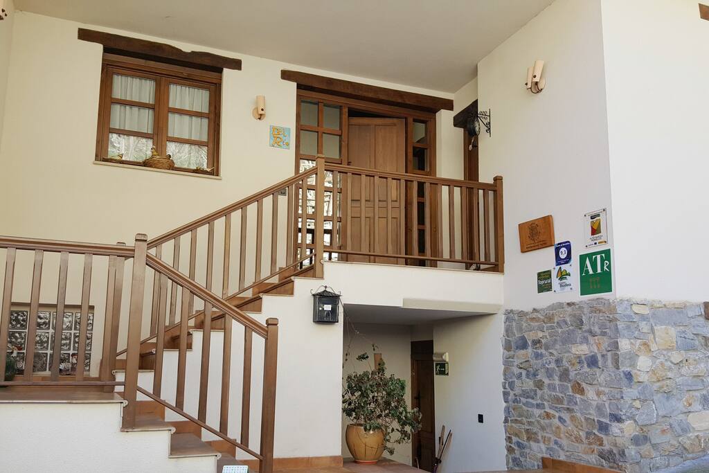 Entrada apartamentos