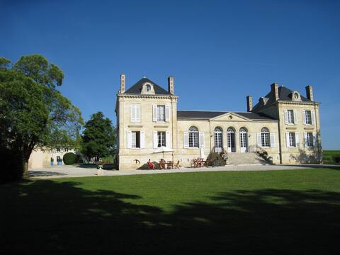Château life in the Bordeaux region