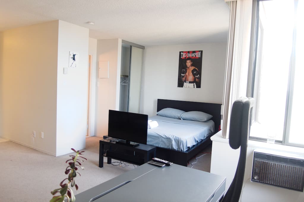 The AC unit in the corner is a blessing during Montreal's hot summer