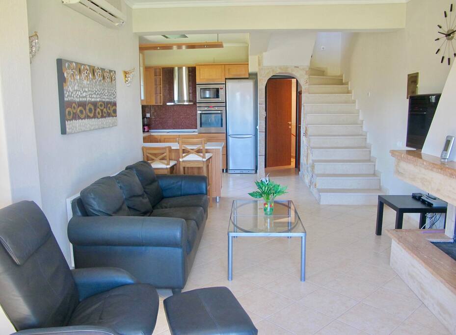 the living area and open kitchen