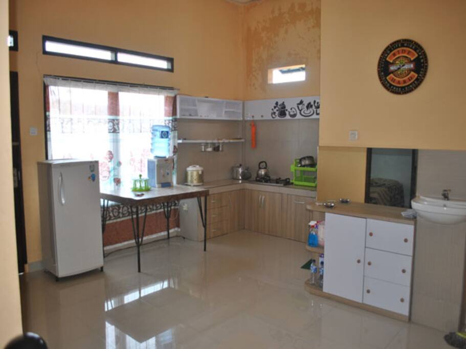 dapur lantai bawah