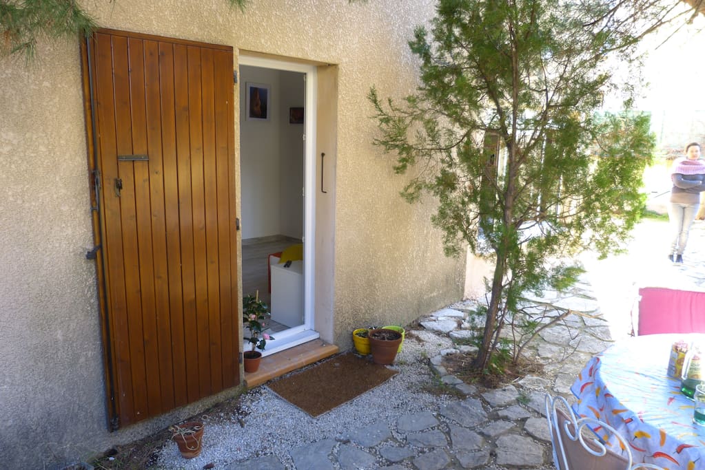 La porte d'entrée du studio
