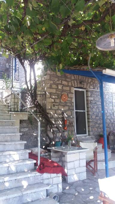 Εξωτερικό ισογείου