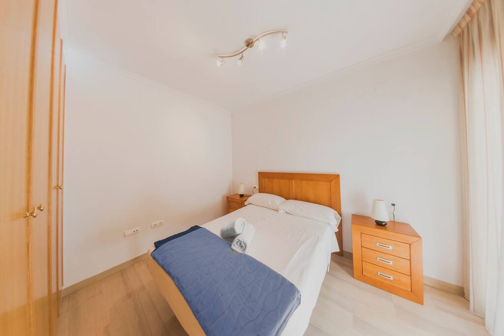 Cama de matrimonio.