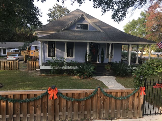 East Hill Bungalow, Suite #2    (3 suites on site)