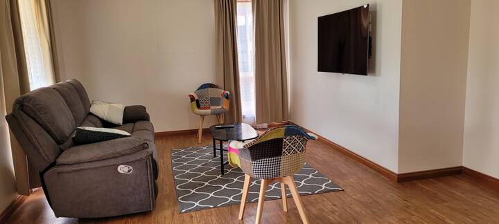 3 Bedroom Home Just A Short Walk To The Shops - Mildura