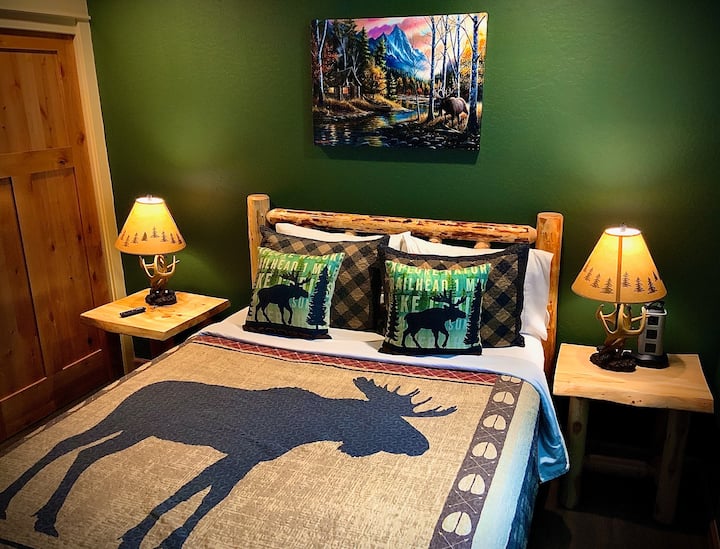 Chumba cha kulala # 2 
Bafu la Ukumbi pembeni