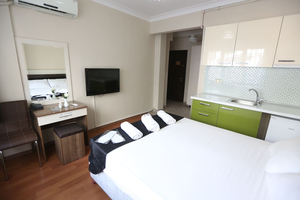 Queen Yataklı Oda & Queen Room