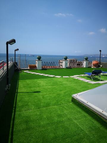 Attico Blu gallery image 5