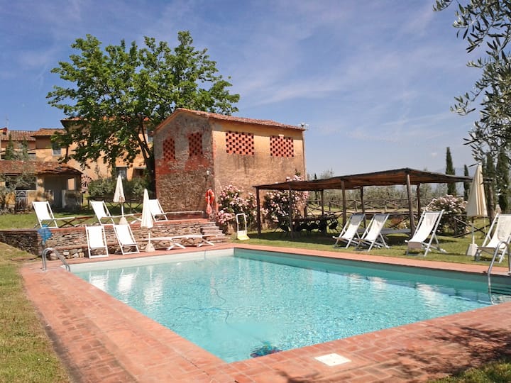 Feriale I. Petrolo Winery. Pool, wi-fi, vineyards