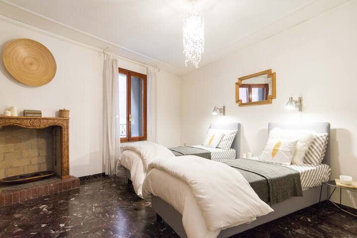 Apartment with Balcony, Rialto Bridge View gallery image 5