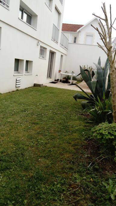 jardinet privé au logement