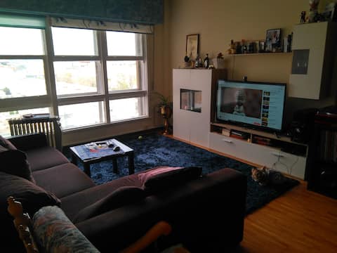 Casa luminosa y bien comunicada