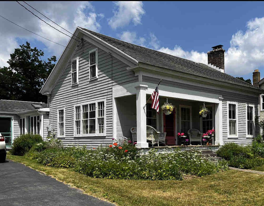 Mohawk Valley 1840 Greek Revival Country Home Houses for Rent in